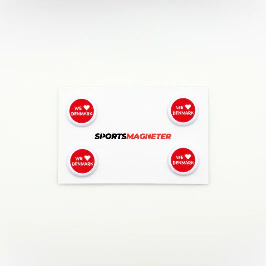 A set of four red Sportsmagneter race-bib magnets on a white card reading 'We ❤ Denmark'
